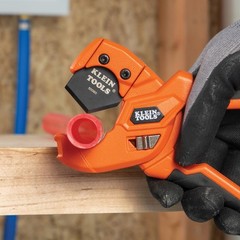 Klein Tools 50043 PEX Pipe and Tubing Cutter, 1-Inch I.D. Cutting Orange