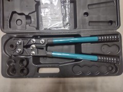 CW-1632AF Mechanical Crimping Tool w/ 4 SAE Dies in Storage Case