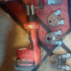 RIDGID RP 200 ProPress Copper Press Tool w/ 1/2&Prime; 1&Prime; 1-1/4&Prime; Jaws