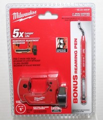 Milwaukee 1&Prime; Mini Copper Tubing Cutter + Bonus Reaming Pen 48-22-4251P &ndash; New