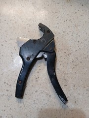 Husky Ratcheting Cutter ABS/PVC Black Aluminum Handle 2&Prime; 1003002896