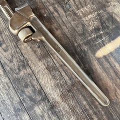 Ampco W-212 Non Sparking Bronze 14&Prime; Pipe Wrench Spark Proof 2 1/4&Prime; Jaw Opening