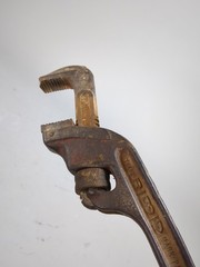 Ridgid E14 Vintage Offset Pipe Wrench 14&Prime; USA Pat 1727639 Heavy Duty Bent Handle