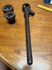 Toledo Dies 1/8&rdquo;, 3/4&rdquo;and Pipe Threading Wrench Not Sure Of Brand