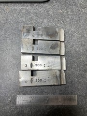 Oster Series 300 Threading Die Set 3/8 16 NC #1,#2,#3,#4 very good condition.