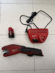 Milwaukee 2471-20 M12 Copper Tubing Cutter with 12V Charger and 2.0 AH Battery