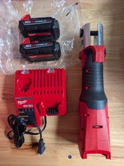 Milwaukee M18 2922-20 Press Tool with Charger, & 2 Batteries EXCELLENT