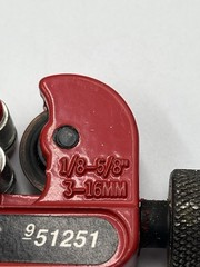 VINTAGE Sears USA Mini Tubing Cutter 951251 1/8-5/8 IN GOOD SHAPE FOR AGE SEE