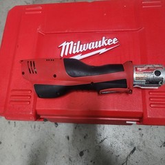Milwaukee 2473-22 M12 FORCE LOGIC Press Tool Kit with 4 Jaws Used