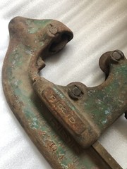 Vintage Pipe Cutter The ridge Tool Co 2&rdquo; To 4&rdquo; 11 Lbs Weight Rigid Heavy Duty