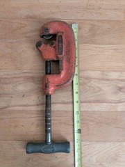 RIDGID No. 1-2 Heavy Duty Pipe Cutter Tool 1/8 To 1 1/4 Trademark Ridge Tool Co