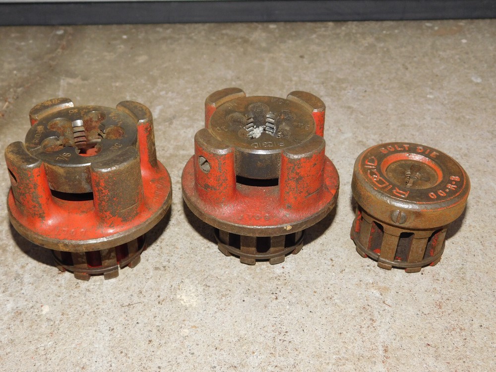 Lot of 3 Ridgid 00-RB Bolt Threader Die Heads 5/16&Prime; &ndash; 3/4&Prime; &ndash; 7/8&Prime;