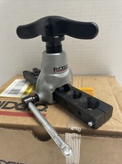 RIDGID 377 (41162) Non-Ratcheting Flare Tool for 37&deg; SAE Flares