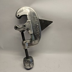 Vintage RIGID No. 20 Tubing Pipe Cutter 5/8 &ndash; 2 1/8