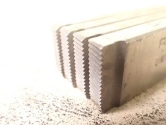 Ridgid 48225 3/8&Prime; UNC HS RH 16-TPI Universal Bolt Threader Dies (BN277)