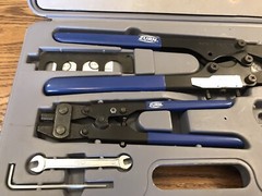 ZURN QCRTMH MULTI-HEAD CRIMP TOOL KIT COMPONENTS, FACTORY CASE