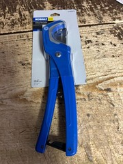🛠️ KOBALT 1-1/4&Prime; Poly Tube Cutter #2146972