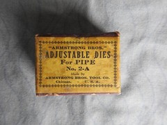 Vintage Armstrong Bros. Adjustable Dies for Pipe No.2A Size 1/2&Prime;.R