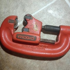 Vintage Ridgid No. 1 &ndash; 2 Heavy Duty 1/8&Prime; to 2&Prime; Inch No. 2A Pipe Cutter Rigid