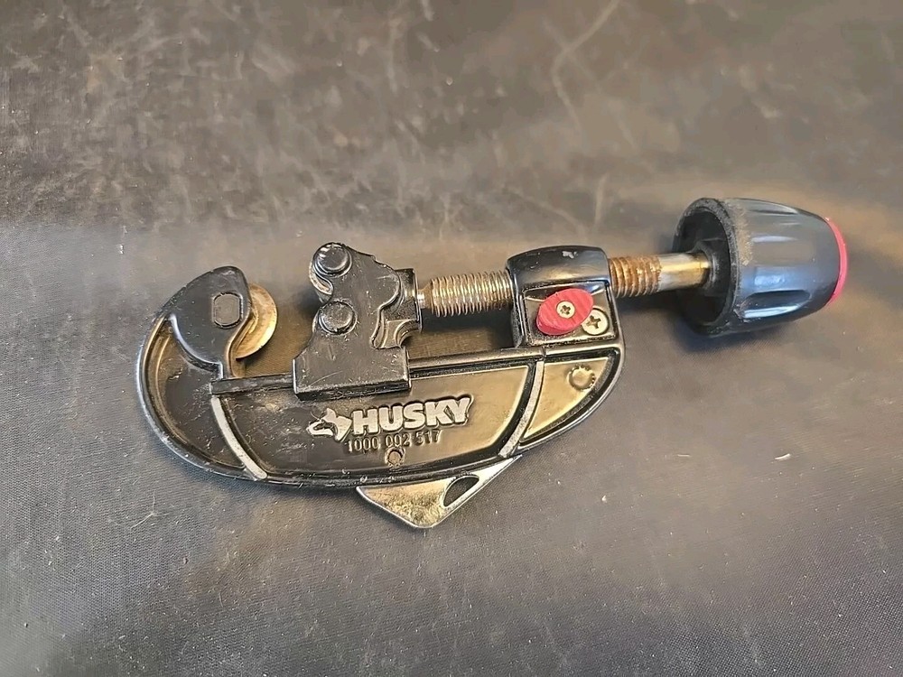 Husky Tube Cutter &ndash; w/ Quick-Release &ndash; 1/8&Prime; to 1 1/8&Prime; OD