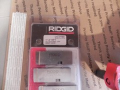Ridgid 711 self- open die head with NEW 1 &ndash; 2 Inch NPT die set for rigid 1224