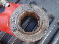 Ridgid 0-R Ratchet Ratcheting Head Pipe Threader & 17&Prime; Handle w/ 1/2&Prime; Die Cutter