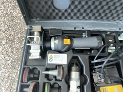 DeWalt Everloc Rehau Pex tool and compression sleeve fitting system 12V kit