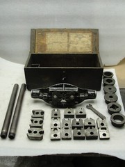 Vintage REED Mfg. Co. Pipe Threader #1301 Set No 2 1/2&Prime; With Dies & Original Box