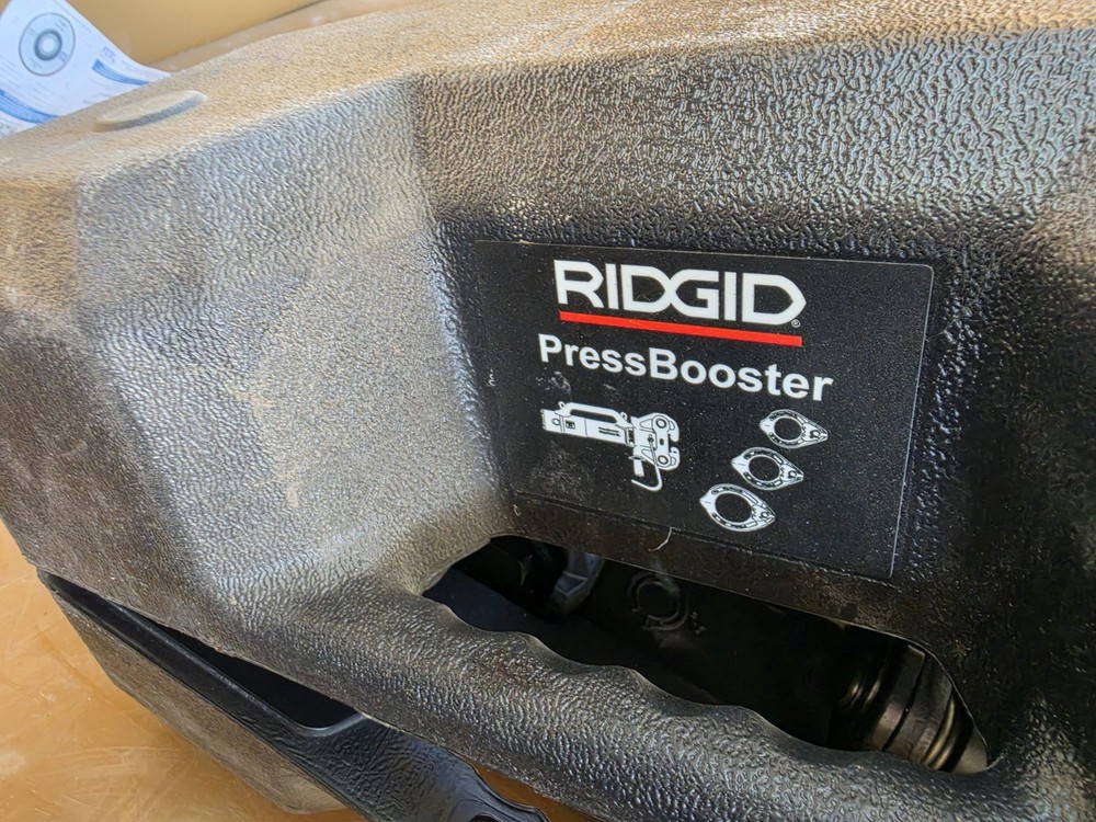 RIDGID PressBooster Steel Press Tool Kit w/ Case, Press Rings 2-1/2in & 4in