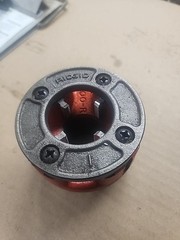 RIDGID 1 in. 00-R Manual Ratchet NPT Pipe Threading Right Hand Die Head