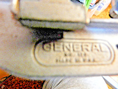 General Tools No.120 Screw Metal Pipe Tubing Cutter 1/8&Prime; to 1-1/8 OD w/reamer