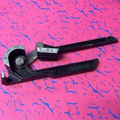 Husky Tube Bending Tool Bender Shoe Handle Powder Coated Metal T8