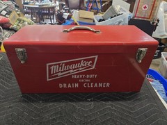 Milwaukee 0566-1 Heavy Duty Drain Cleaner With Metal Case & Guide