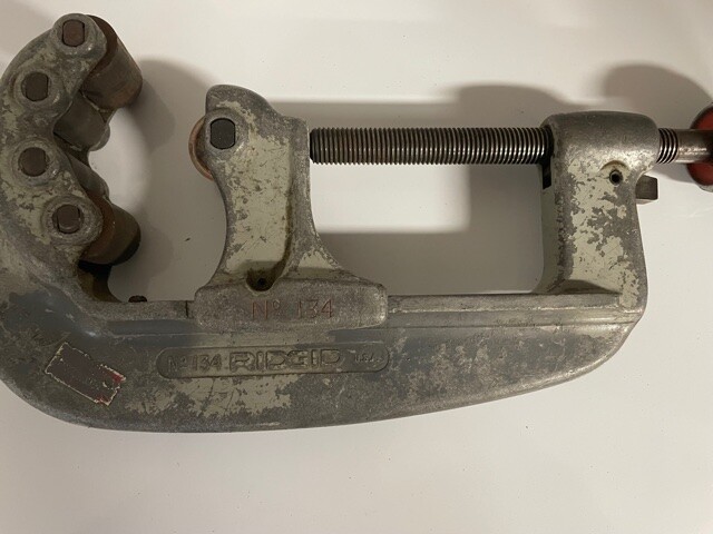 Ridgid No.134 Pipe Cutter 1-1/8 to 4-1/2