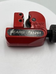 VINTAGE Sears USA Mini Tubing Cutter 951251 1/8-5/8 IN GOOD SHAPE FOR AGE SEE