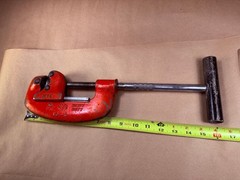 NICE &ndash; NYE Tool No. 2N Wide Roll Pipe Cutter 1/8&Prime; to 2&Prime; Chicago, IL &ndash; Heavy Duty