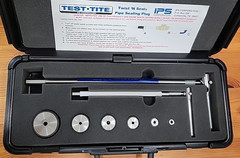 IPS Corp. Test-Tite Twist &lsquo;N Seal Pipe Sealing Plug Kit