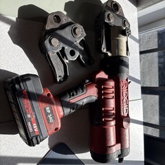 RIDGID RP 340 PRESS TOOL W/ Battery And 1 Jaw No Case No Charger