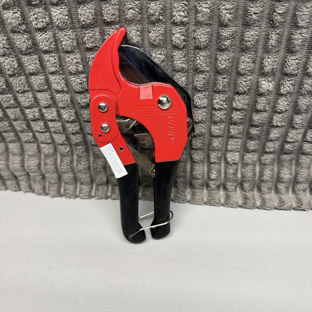 Orbit PVC Pipe Cutter &ndash; Ratcheting &ndash; Cuts Up to 1-5/8&rdquo; (42mm)