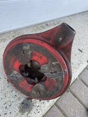 Ridgid No. 65-R Pipe Threader with Handle 1&Prime; to 2&Prime; 65R