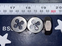 (3) USA M7x1 Hex Die NC Threading Rethreading M7 X 1.00 THREE HEXAGON DIES