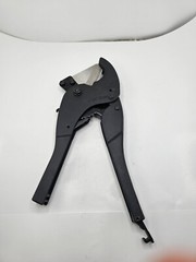 PITTSBURGH 1-5/8&rdquo; 42mm Finger Release Ratcheting PVC Pipe Cutter PVC