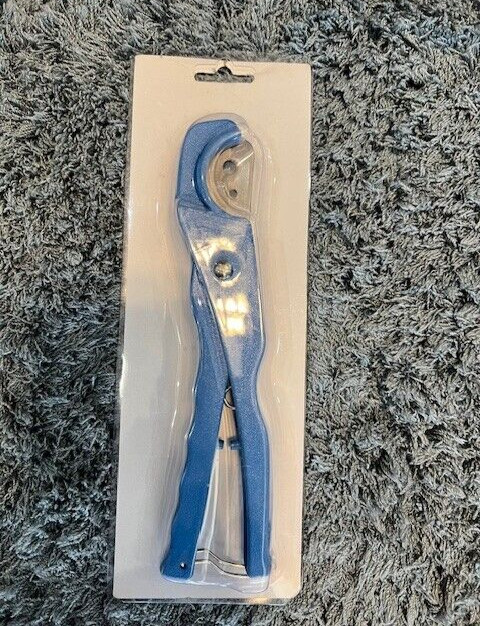 Blue Fin, PEX, PVC, CPVC Plastic Pipe Cutter plumbing tool up to 32 mm, NEW