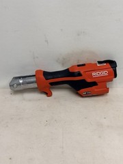 RIDGID RP 115 Mini Press Kit with 1/2&Prime; & 3/4&Prime; ProPress Jaws, Battery, & Charger