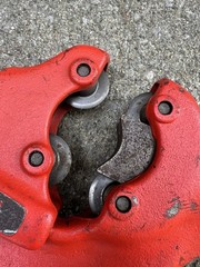 🇺🇸Ridgid 32880 Model 44-S 4-Wheel Pipe Cutter 2-1/2&Prime; &ndash; 4&Prime; Capacity🇺🇸