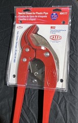 NIB Reed RS2 Ratchet Shears to Cut Up to 2 Inch OD Plastic Pipe.