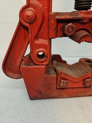 Vintage Pipe Vise Stand Yoke Tools No. B Y 3 THE RIDGE TOOLS ELIRIA Ohio USA