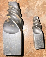 WALTON #3 AND #5 PIPE AND SCREW EXTRACTORS EXACTLY AS SHOWN
