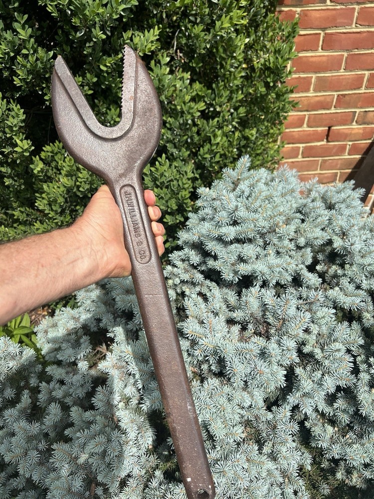 VINTAGE JUMBO 24&Prime; LONG J.H.WILLIAMS & Co. No. 4 1/2 BULL DOG ALLIGATOR WRENCH