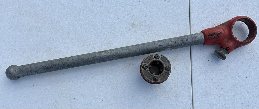 Ridgid 00-R Pipe Threader Die Head Ratchet & Handle And 1/2&rdquo; Die